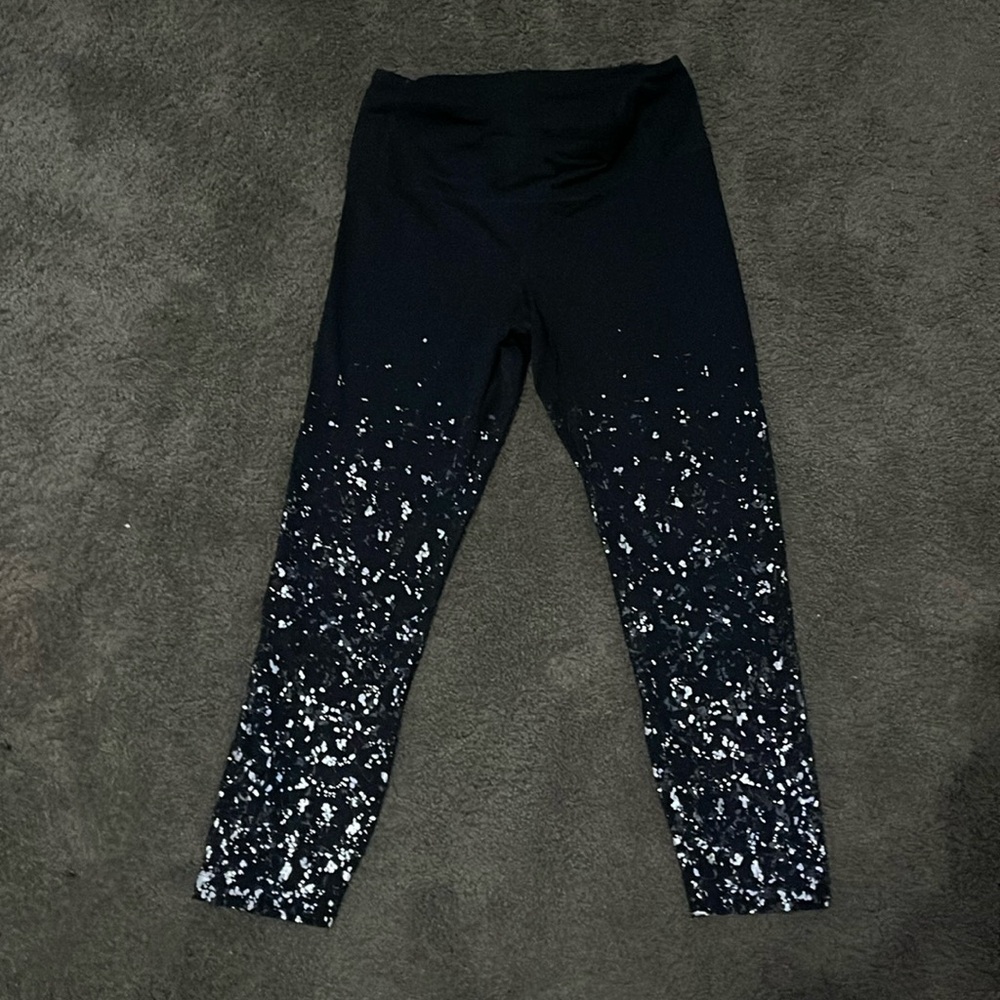 Lululemon black crop leggings size 8